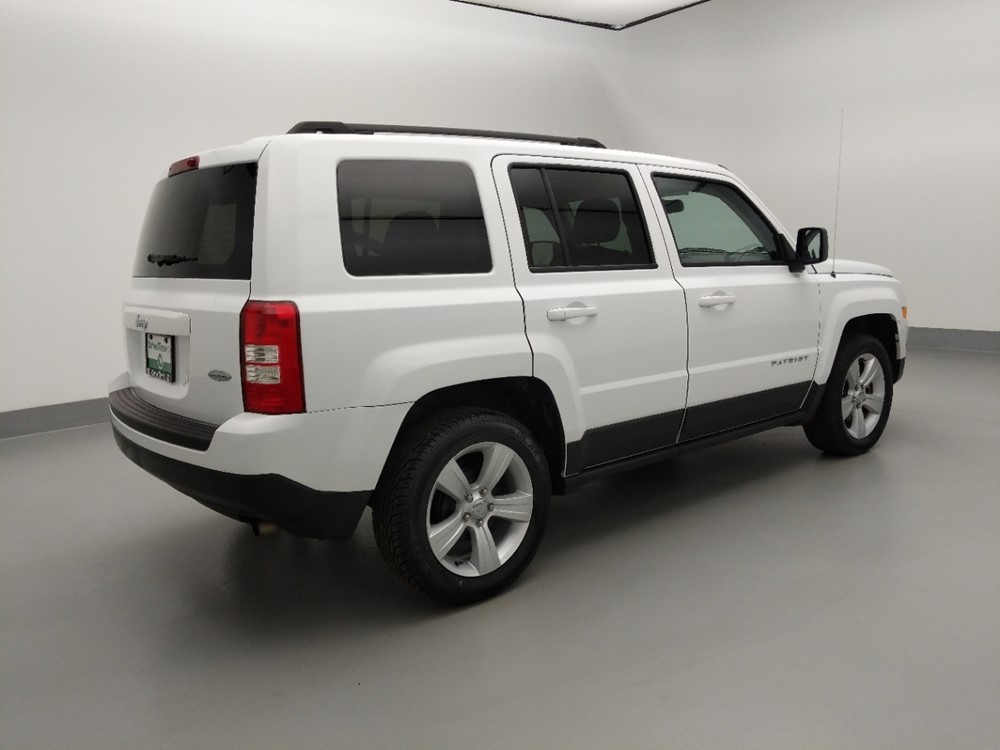 2017 Jeep Patriot - Passenger Rear Side