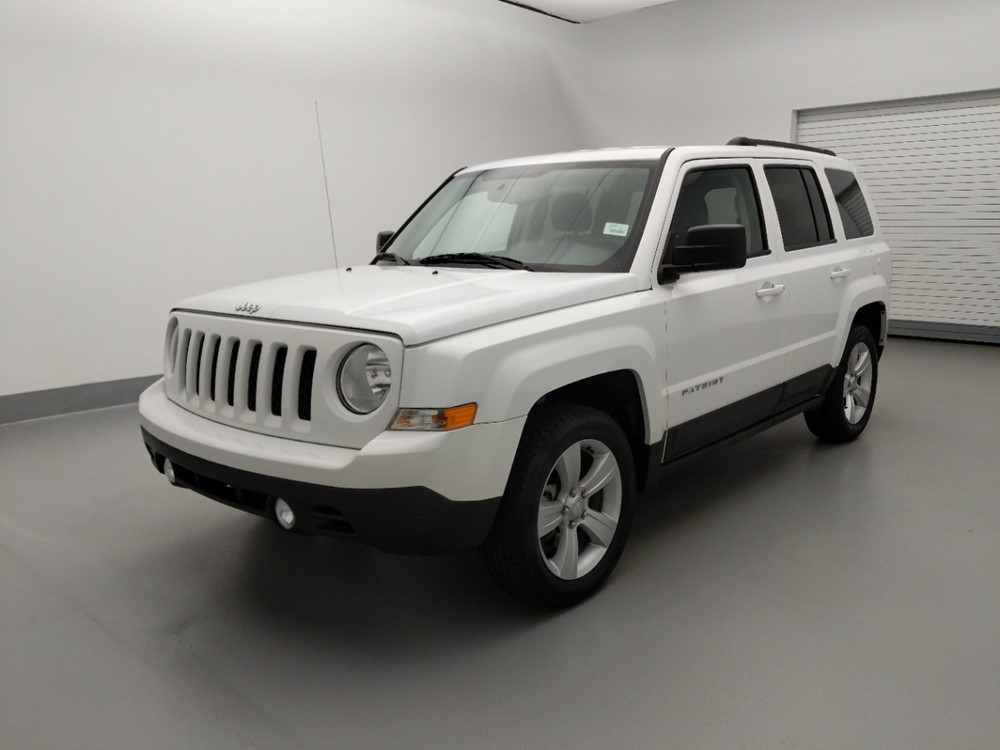 2017 Jeep Patriot - Driver Front Bumper