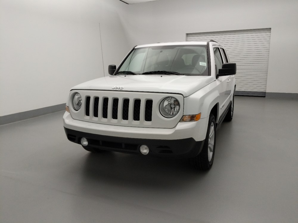 2017 Jeep Patriot - Driver Front Hood