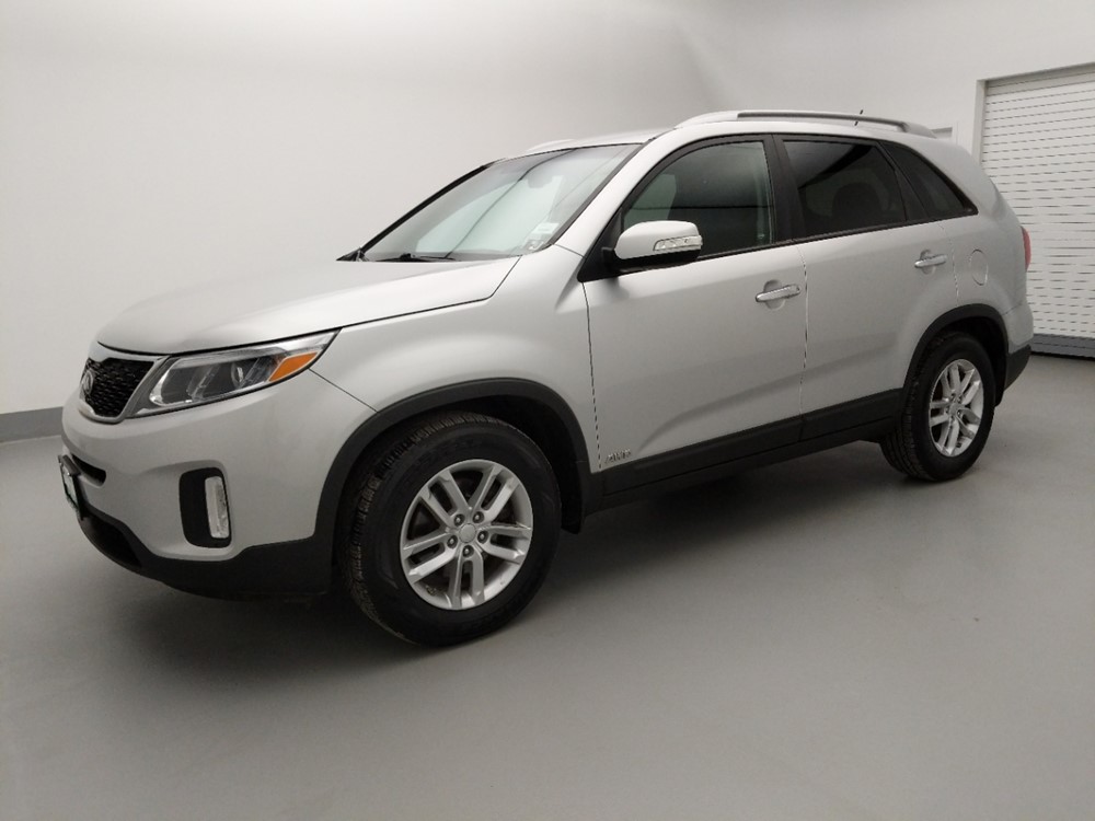 2014 Kia Sorento - Driver Front Side