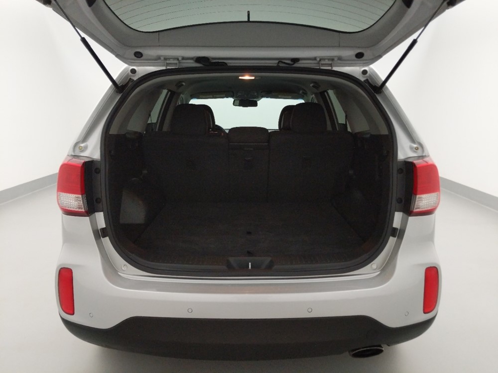 2014 Kia Sorento - Trunk