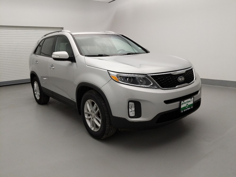 2014 Kia Sorento - Passenger Front Bumper