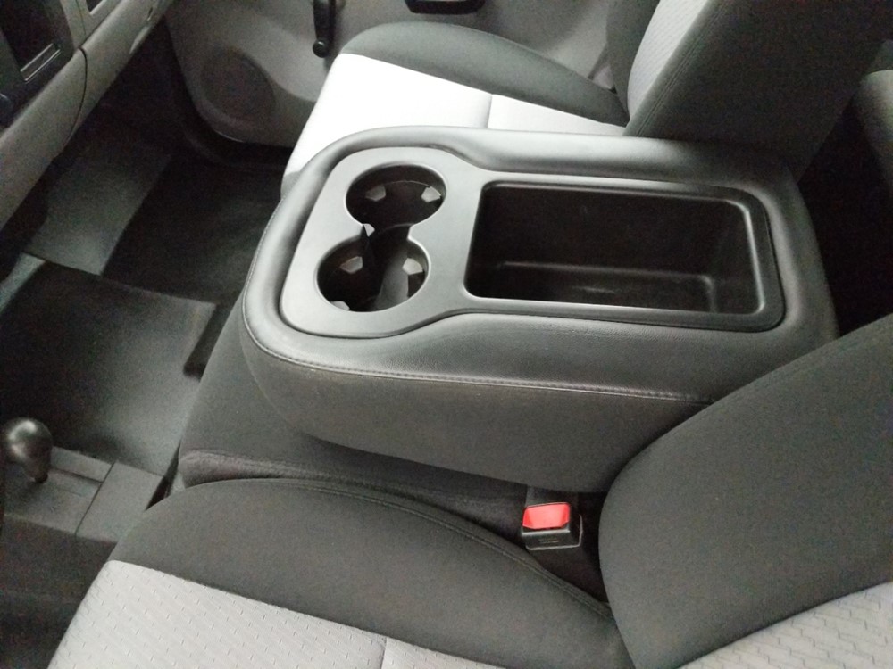 2009 GMC Sierra 2500 - Center Console/Cup Holders