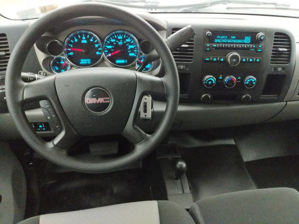 2009 GMC Sierra 2500 - Driver Dash