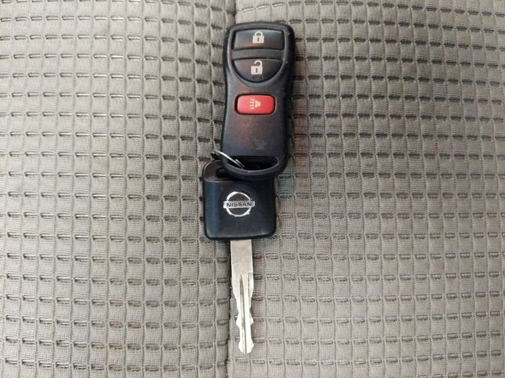 2010 Nissan Titan - Keys