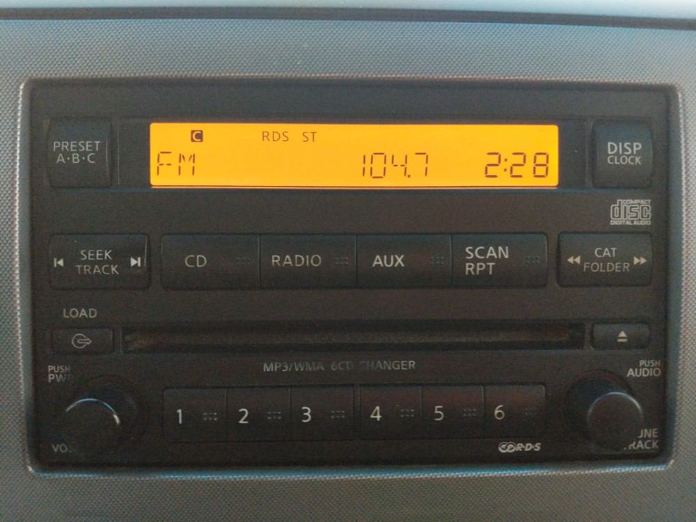 2010 Nissan Titan - Stereo Package