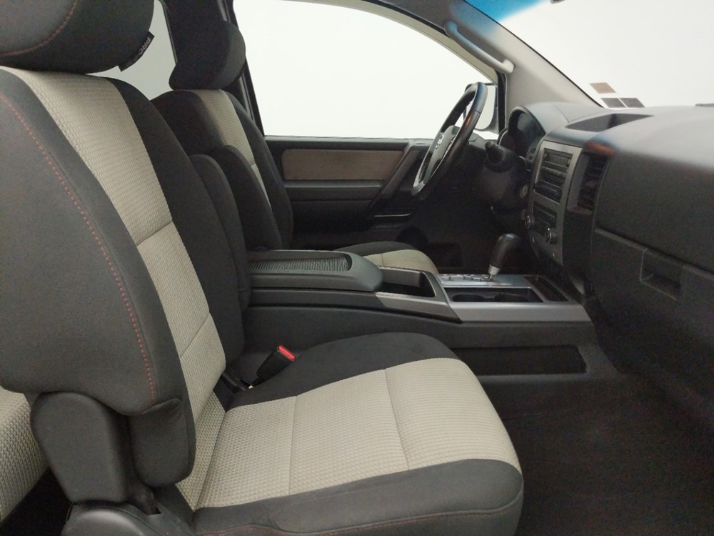 2010 Nissan Titan - Passenger Front Seat