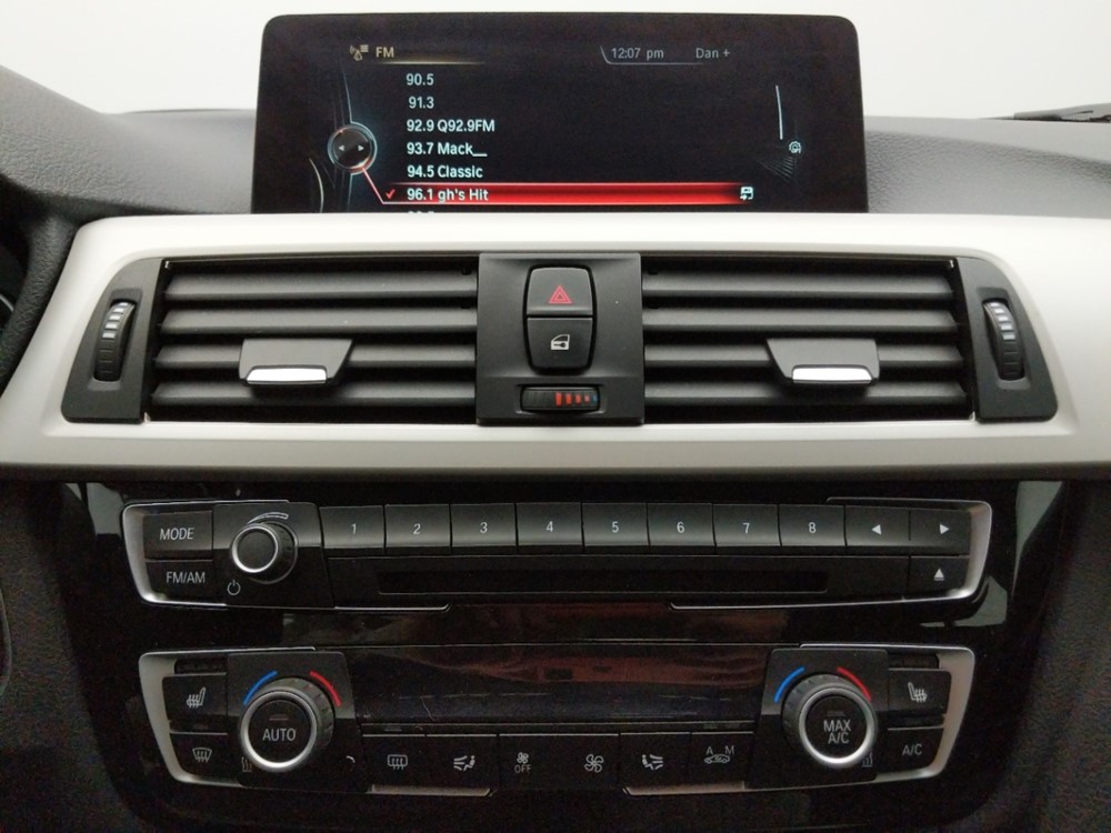 2016 BMW 320i - Stereo Package