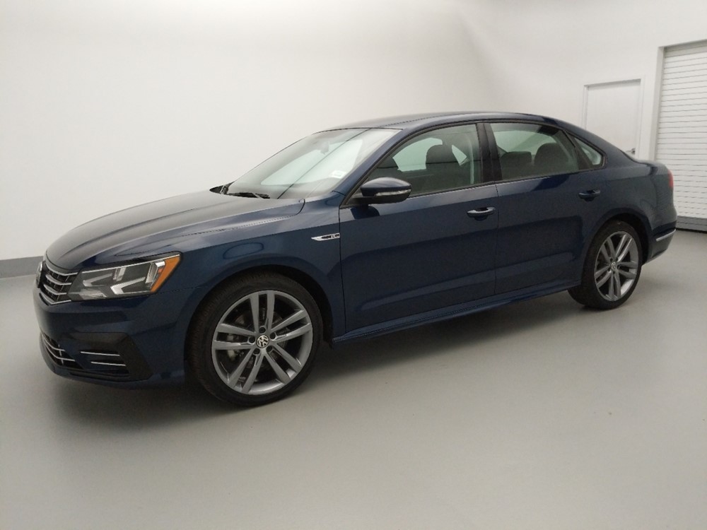 2018 Volkswagen Passat - Driver Front Side