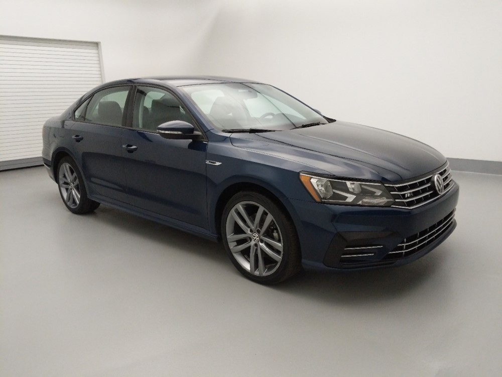 2018 Volkswagen Passat - Passenger Front Side