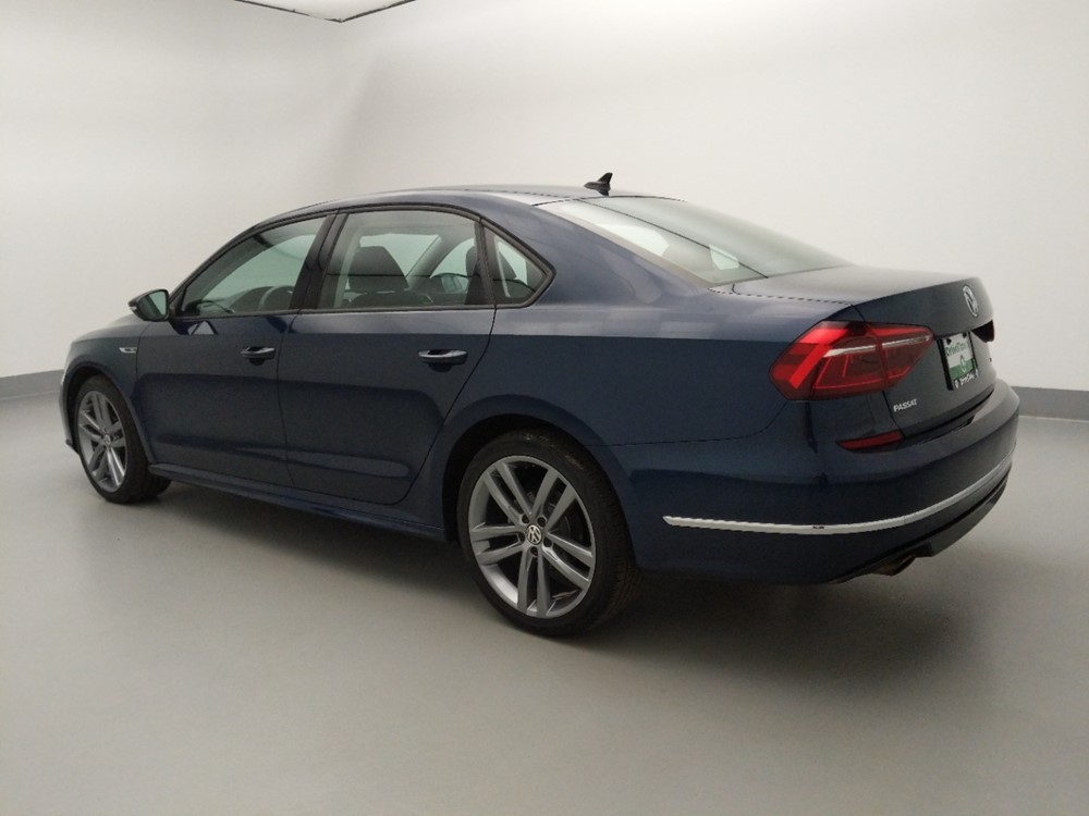 2018 Volkswagen Passat - Driver Rear Side