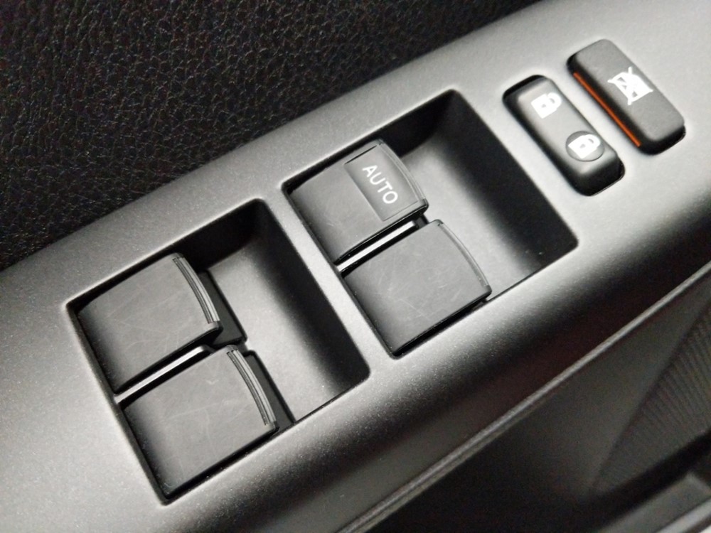2018 Toyota RAV4 - Driver Power Windows/Lock Control