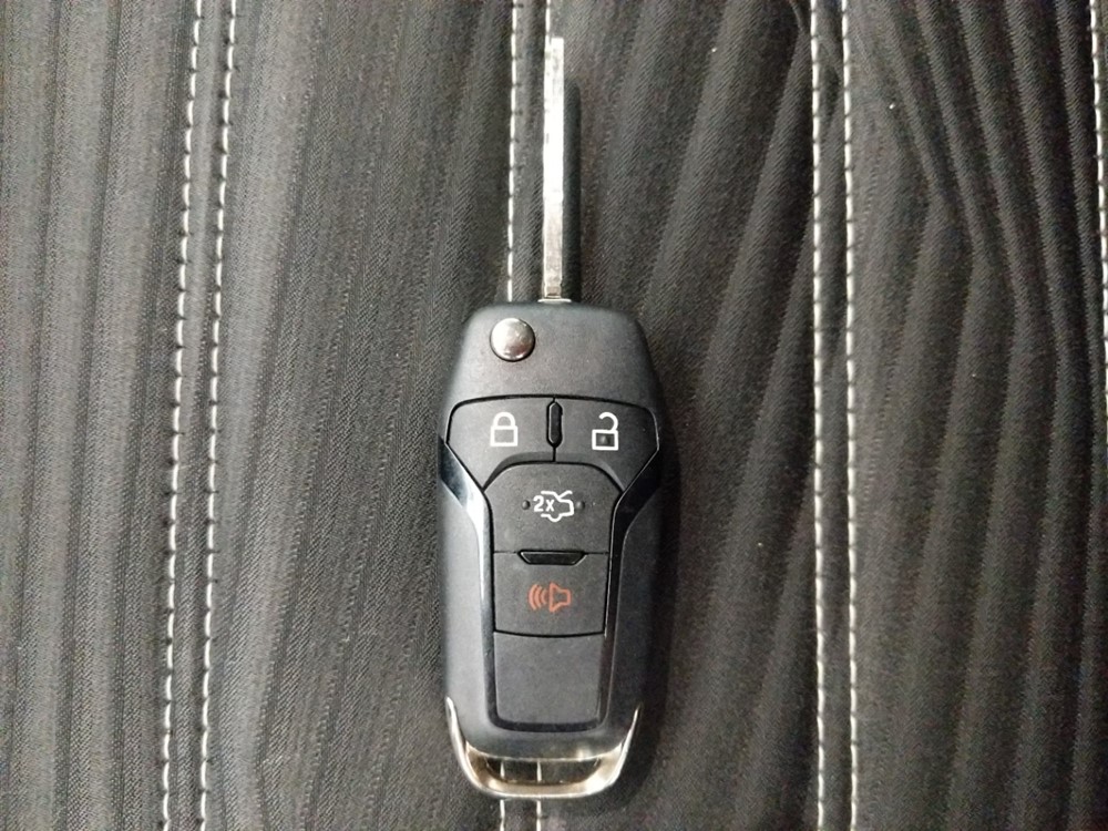 2016 Ford Fusion - Keys