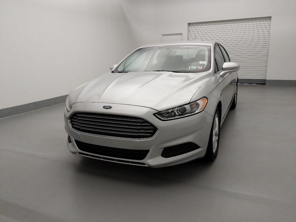 2016 Ford Fusion - Driver Front Hood