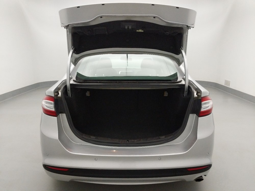 2016 Ford Fusion - Trunk