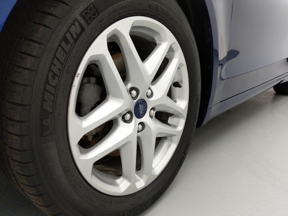 2016 Ford Fusion - Wheel