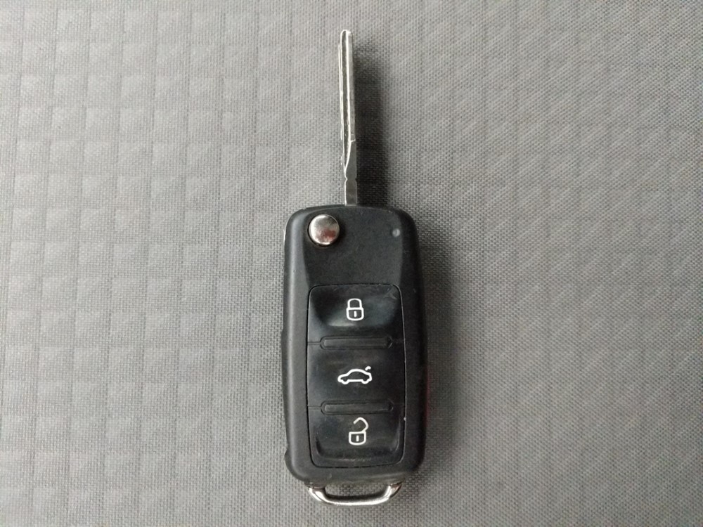 2018 Volkswagen Jetta - Keys