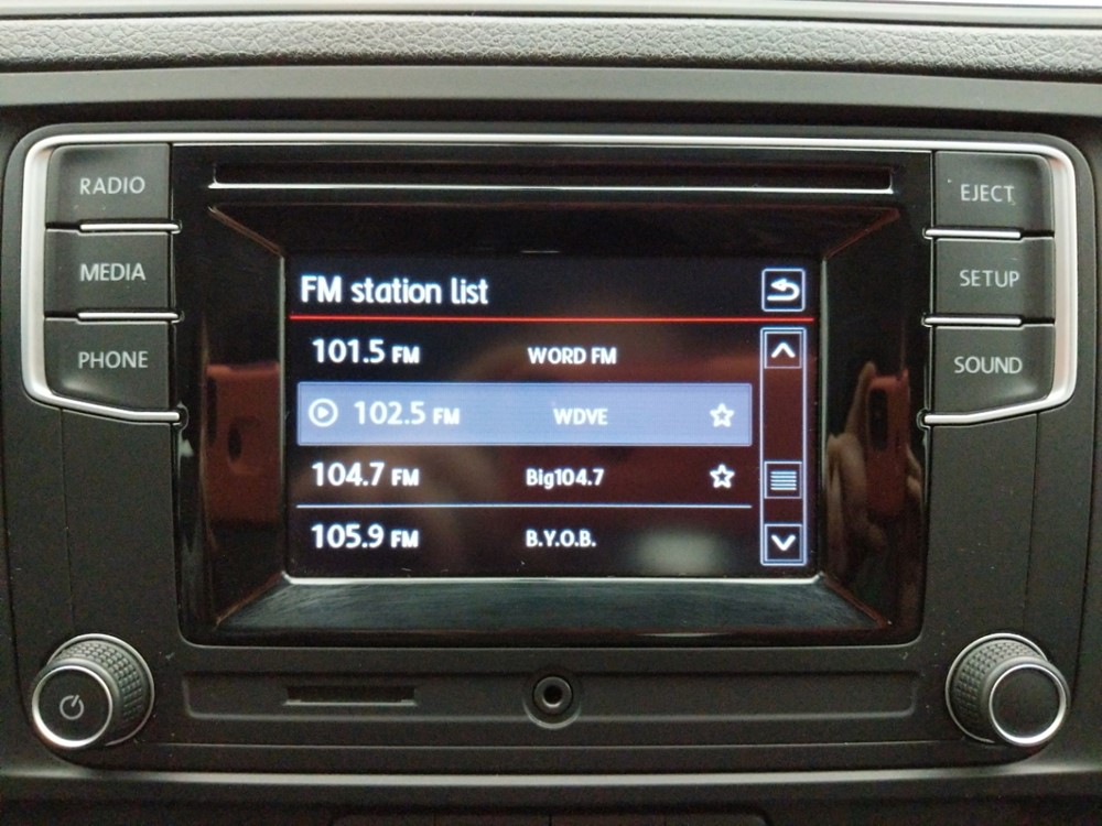 2018 Volkswagen Jetta - Stereo Package