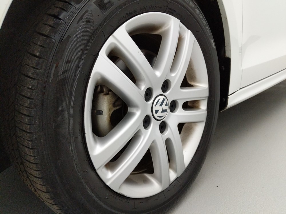 2018 Volkswagen Jetta - Wheel