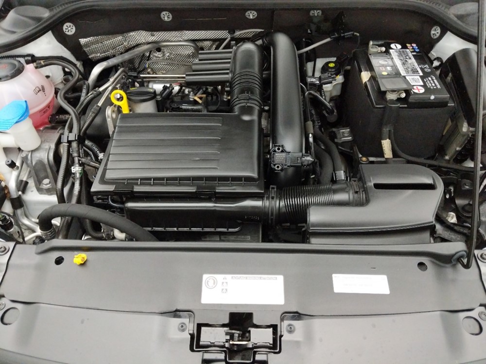 2018 Volkswagen Jetta - Engine