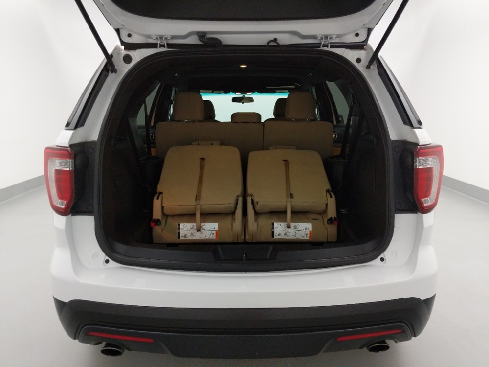 2016 Ford Explorer - Trunk