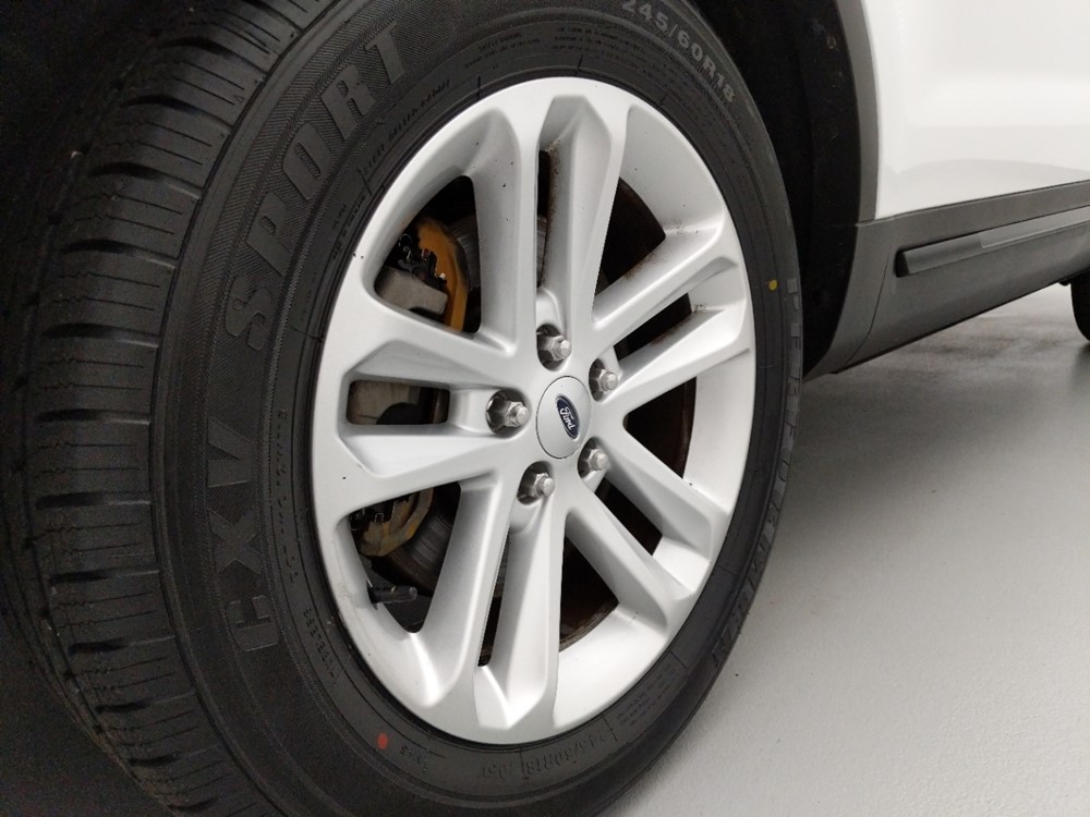 2016 Ford Explorer - Wheel