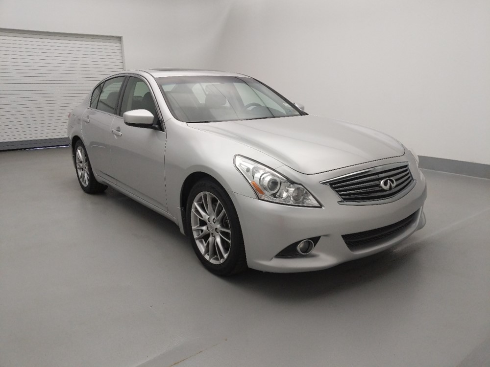 2010 INFINITI G37 - Passenger Front Bumper