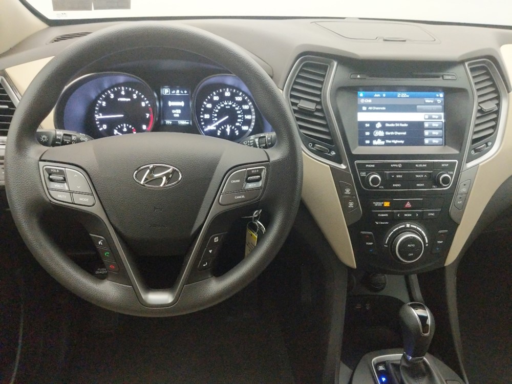 2017 Hyundai Santa Fe - Driver Dash