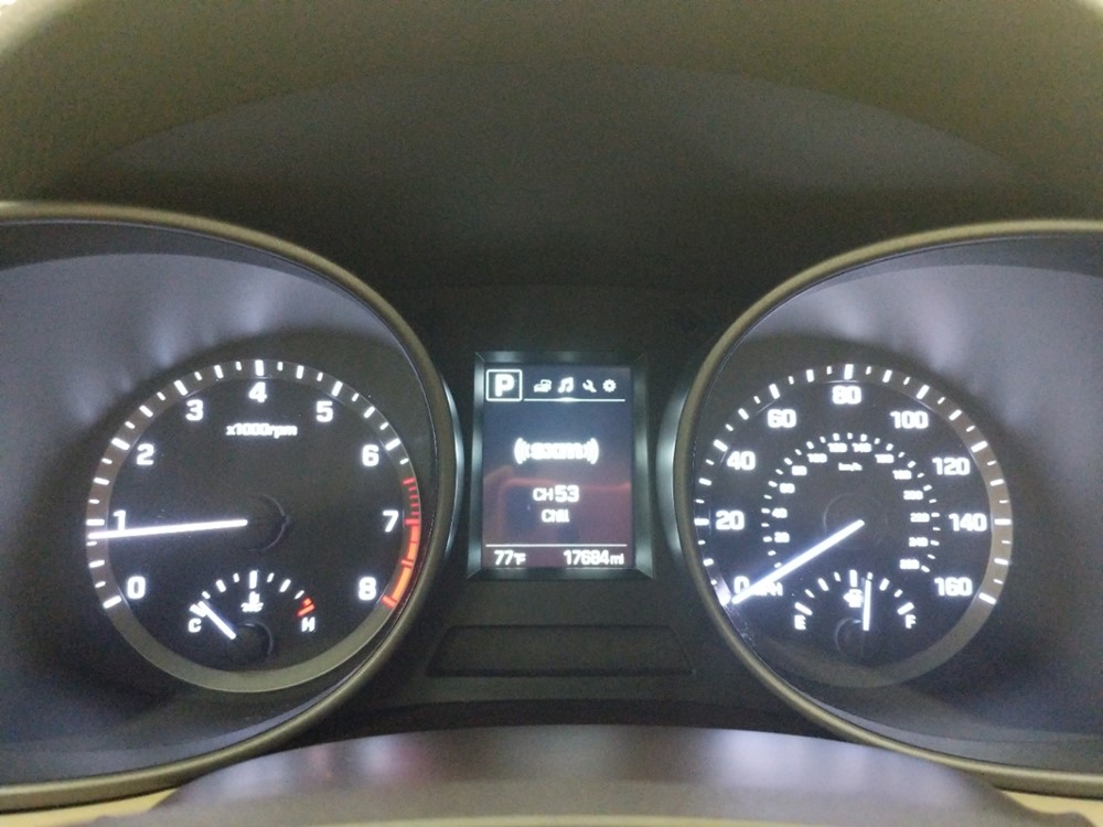 2017 Hyundai Santa Fe - Odometer Close Up