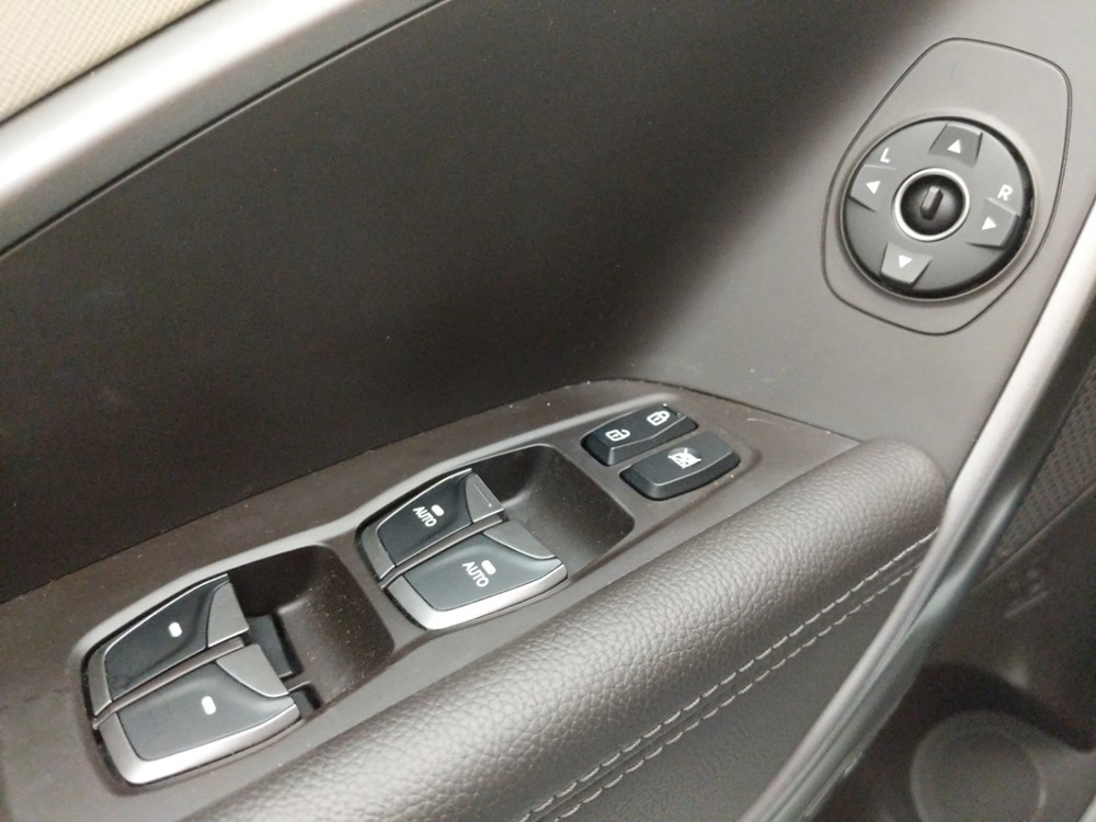 2017 Hyundai Santa Fe - Driver Power Windows/Lock Control