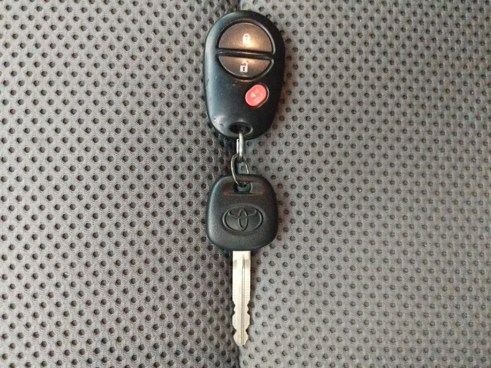2013 Toyota Tacoma - Keys