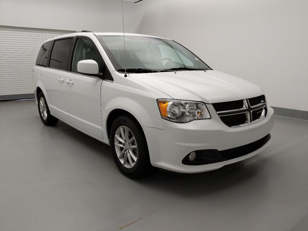 2018 Dodge Grand Caravan - Passenger Front Bumper