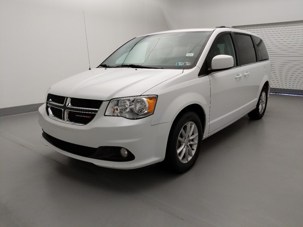 Used 2018 Dodge Grand Caravan Driver Front Bumper