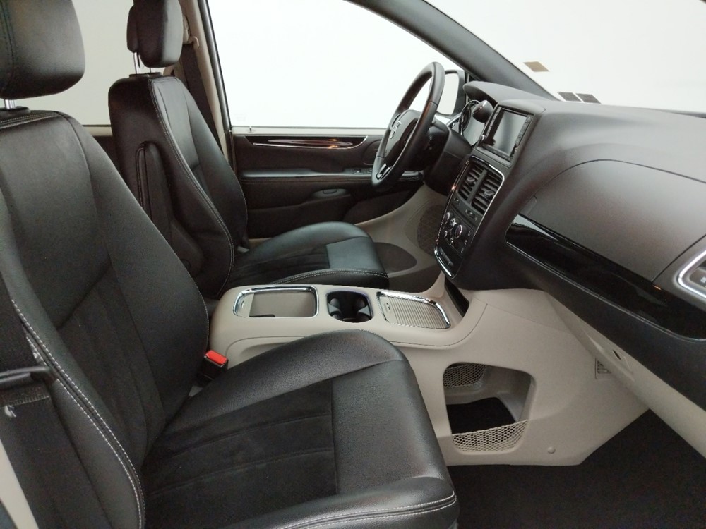 2018 Dodge Grand Caravan - Passenger Front Seat