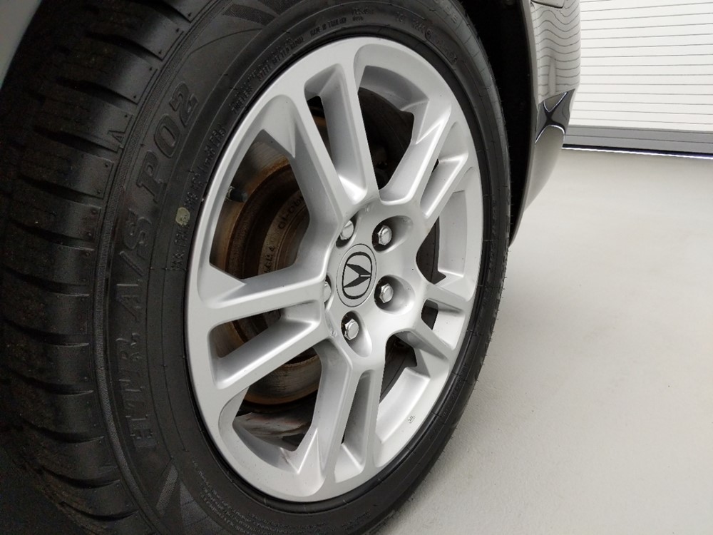 2011 Acura TL - Wheel
