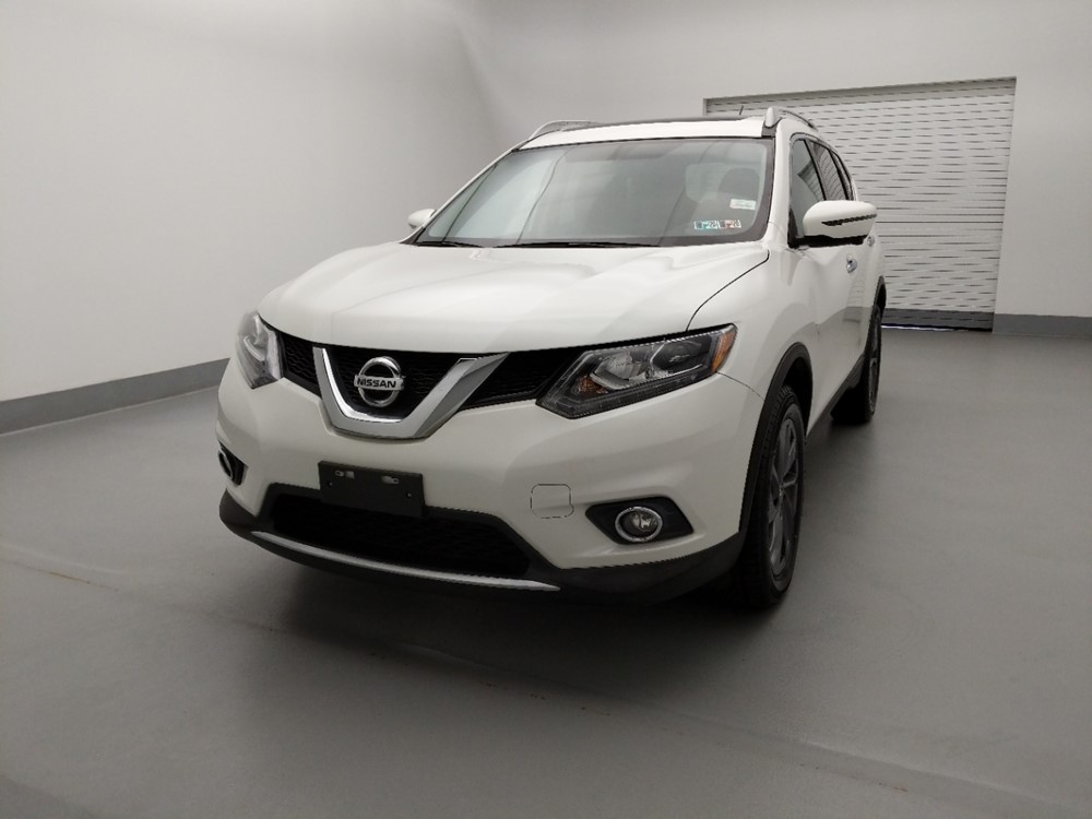 2016 Nissan Rogue - Driver Front Hood