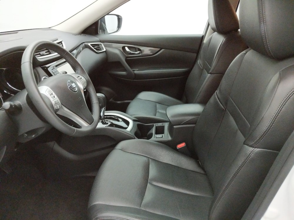 2016 Nissan Rogue - Driver Front Seat