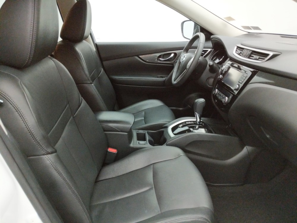 2016 Nissan Rogue - Passenger Front Seat