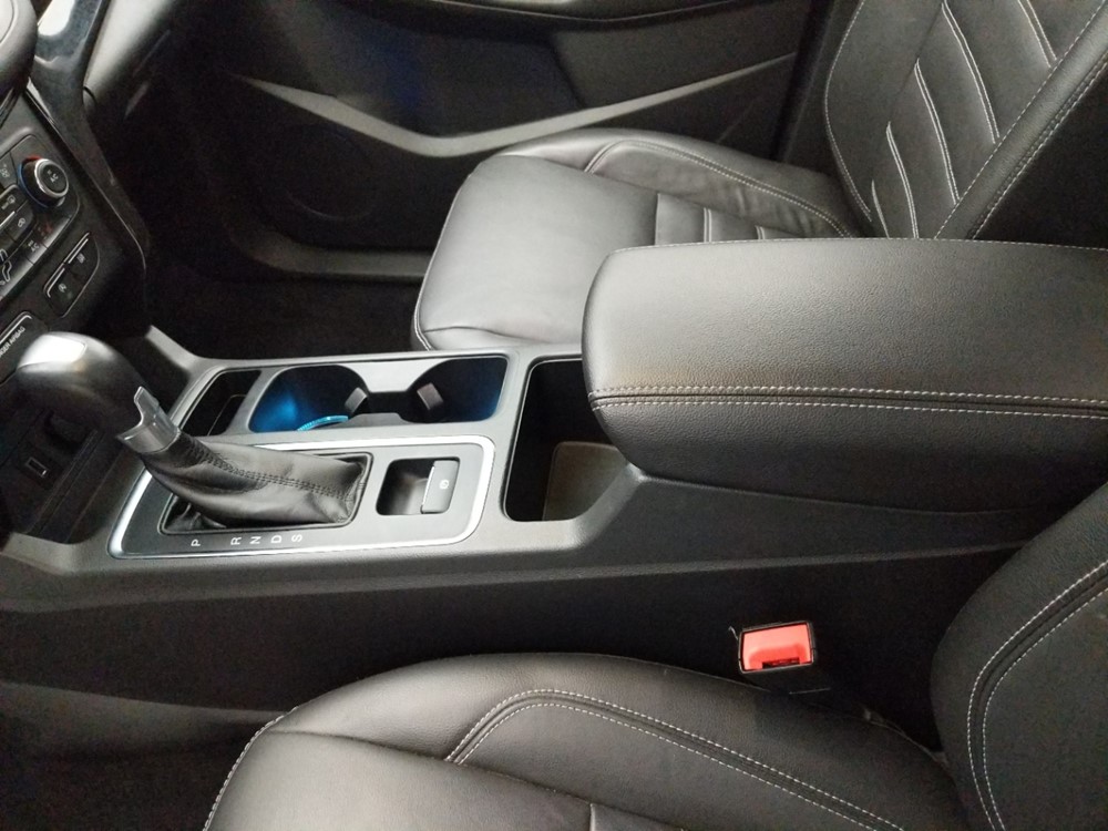 2017 Ford Escape - Center Console/Cup Holders