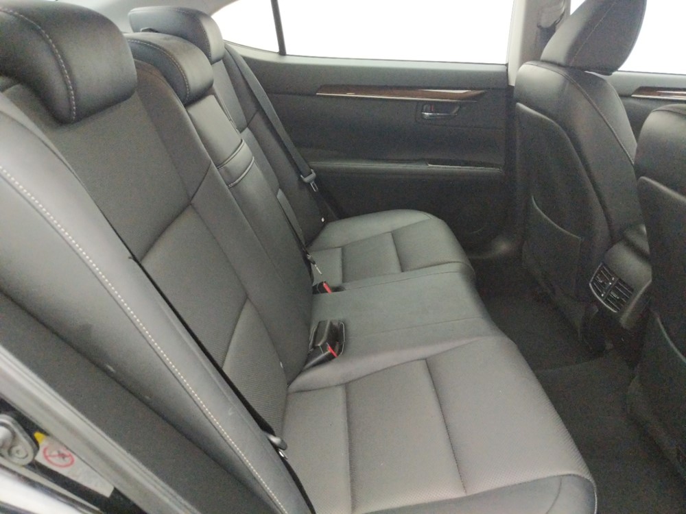 2016 Lexus ES 350 - Passenger Rear Seat