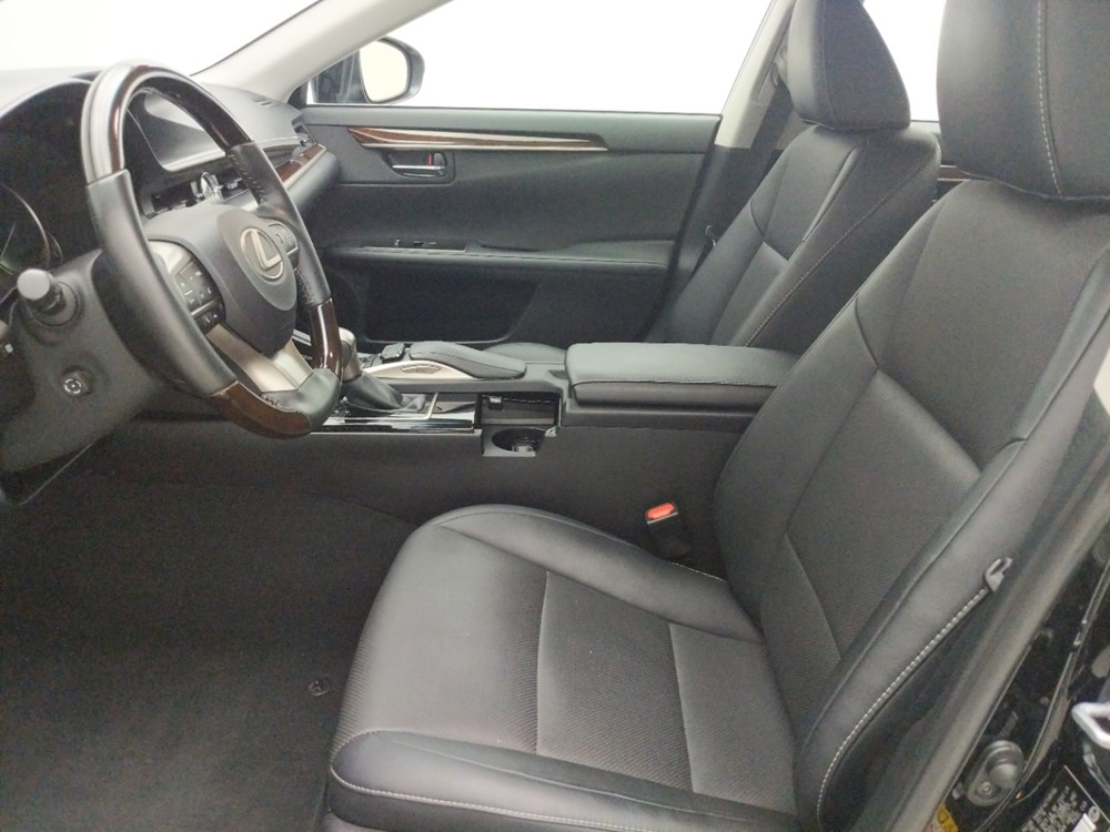 2016 Lexus ES 350 - Driver Front Seat