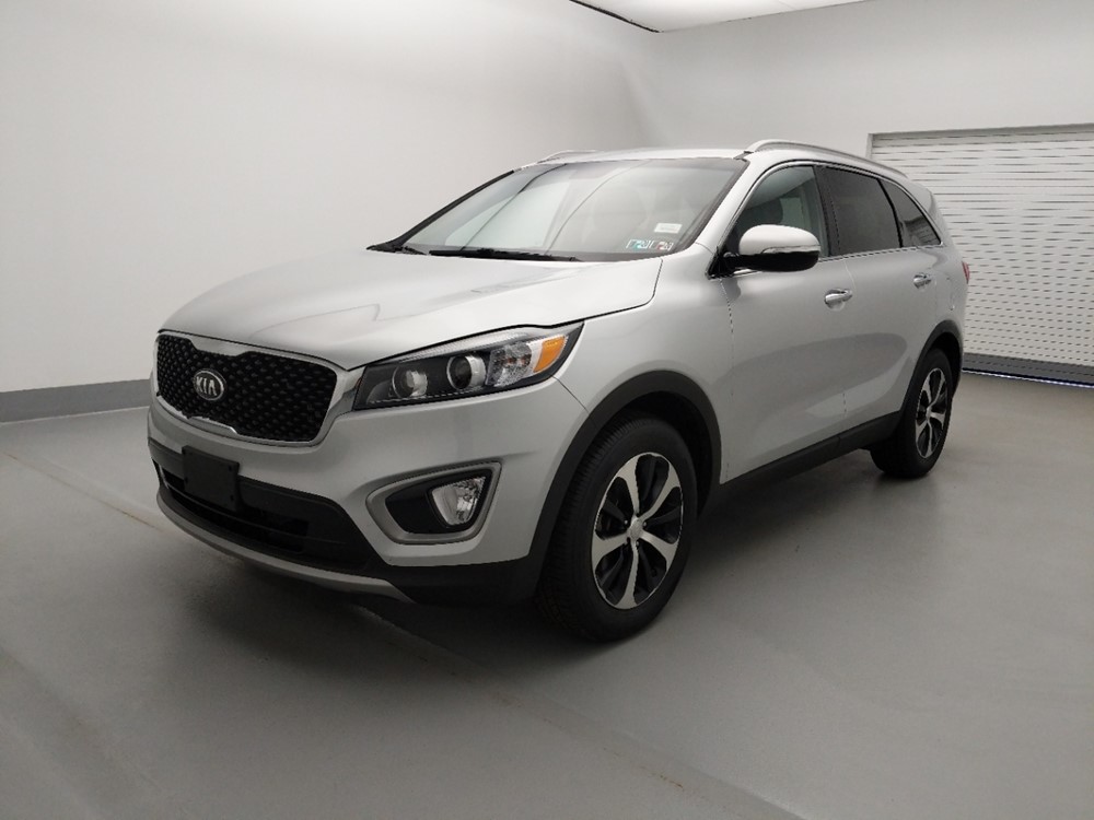 2016 Kia Sorento - Driver Front Bumper