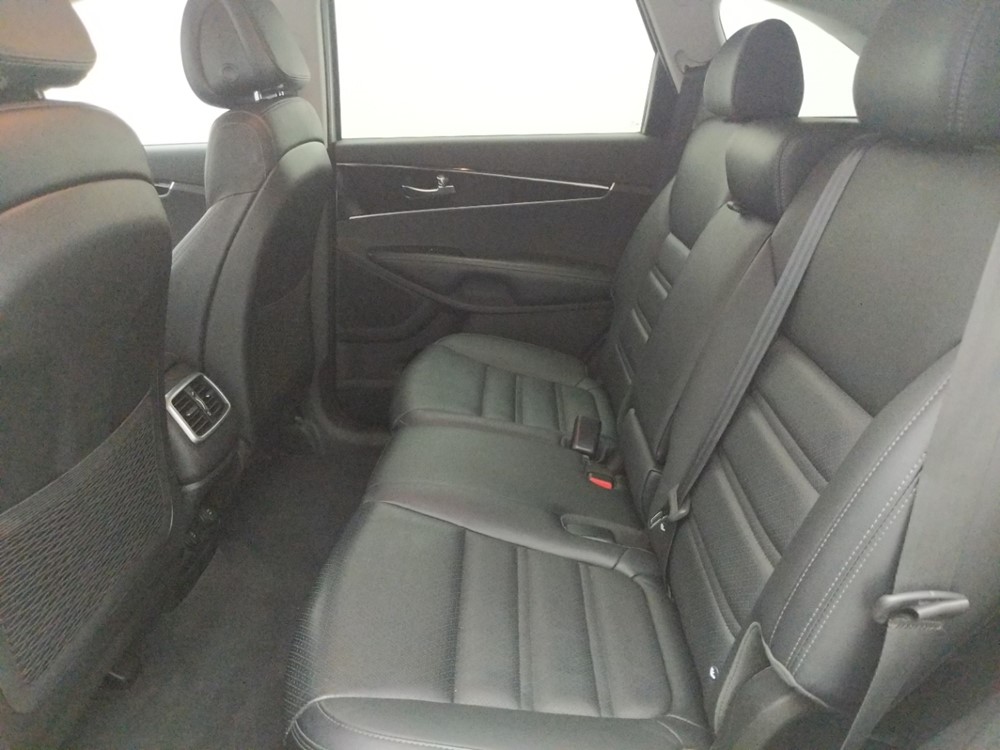 2016 Kia Sorento - Driver Rear Seat