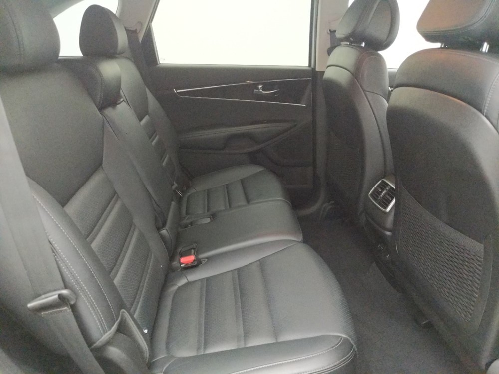 2016 Kia Sorento - Passenger Rear Seat