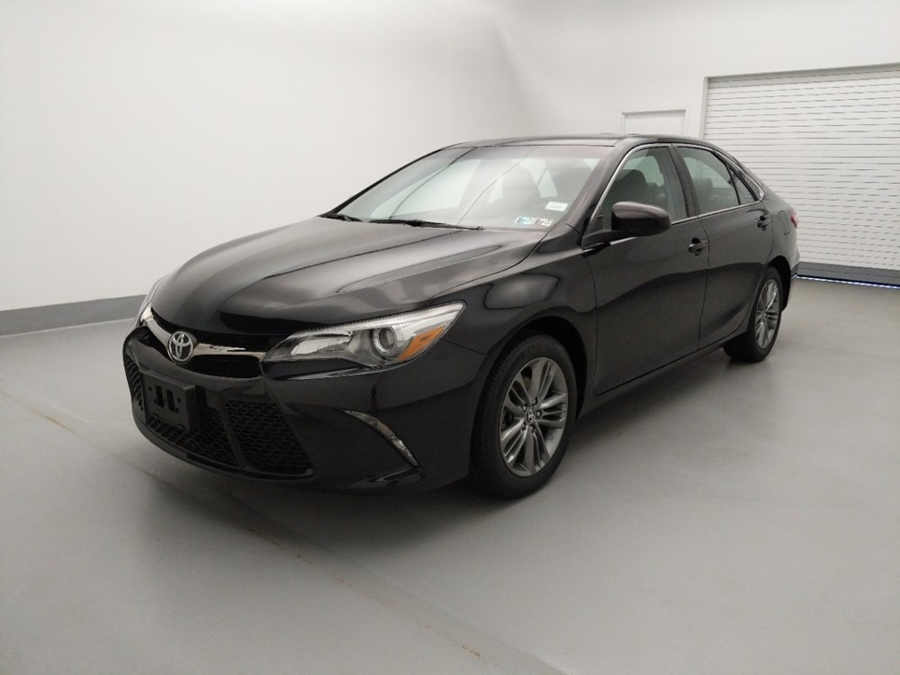 Used 2017 Toyota Camry Driver Front Bumper