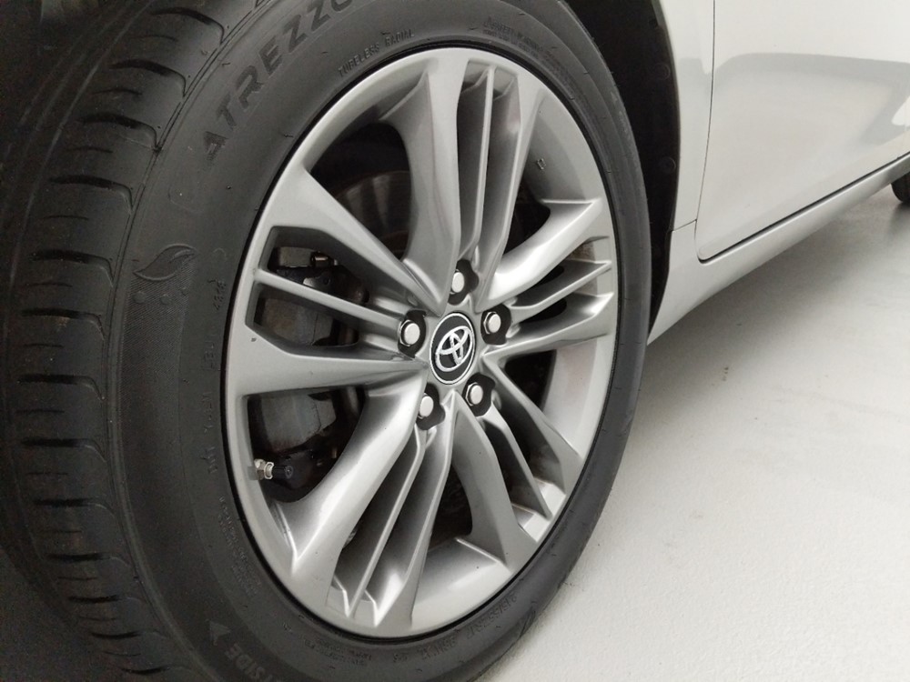 2016 Toyota Camry - Wheel