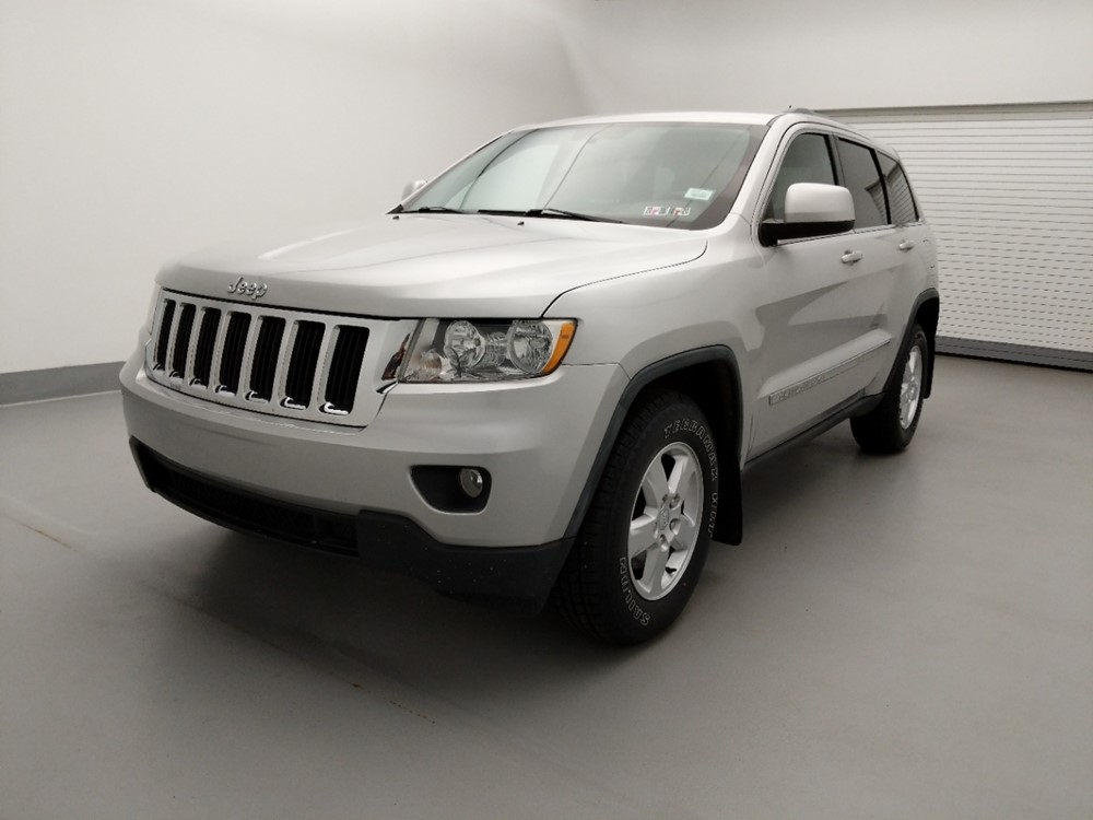 Used 2011 Jeep Grand Cherokee Driver Front Bumper