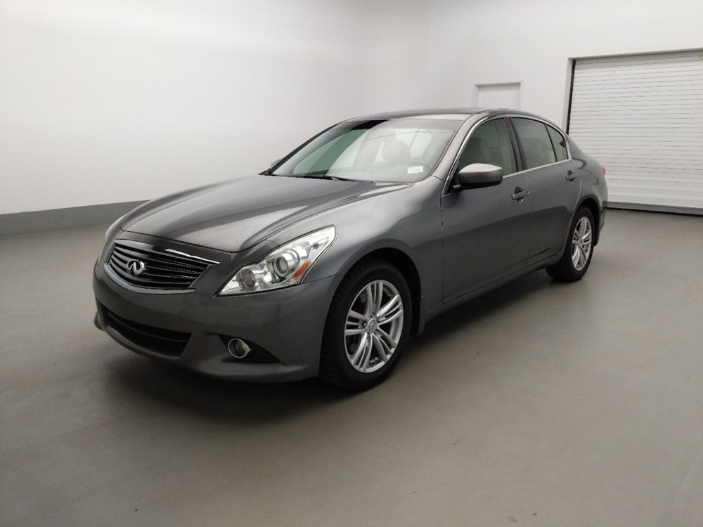 Used 2010 INFINITI G37 Driver Front Bumper