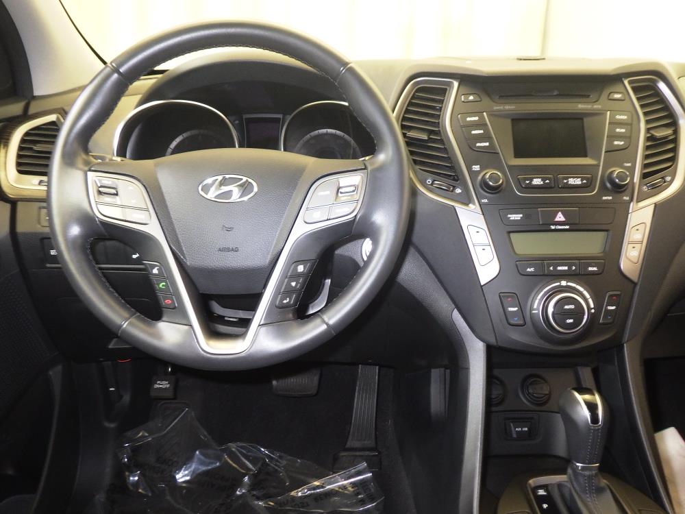 2014 Hyundai Santa Fe - Driver Dash