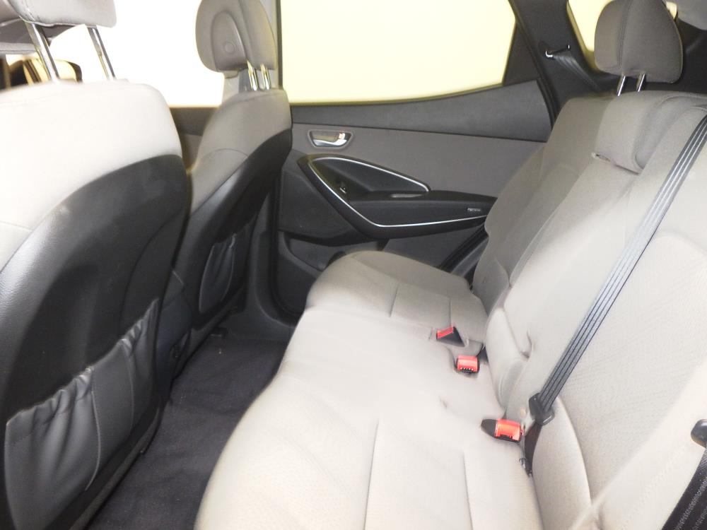 2014 Hyundai Santa Fe - Driver Rear Seat